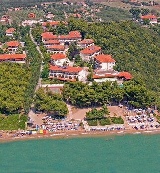 Portes Beach Hotel fotoğrafı