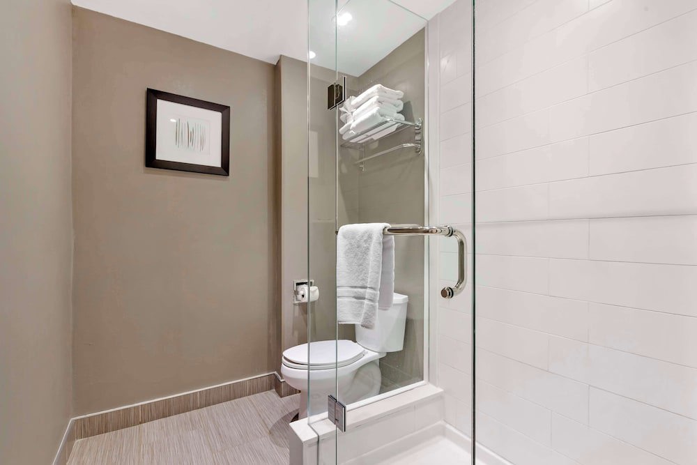 Best Western Plus Executive Inn
