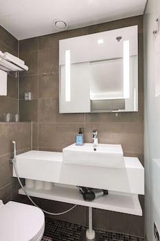 Comfort Hotel Xpress Helsinki Airport Terminal