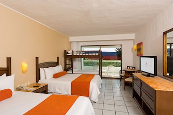 Flamingo Cancun