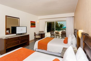 Flamingo Cancun