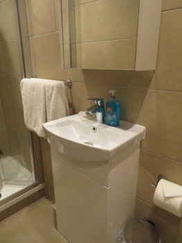 Glendale Hyde Park Hotel