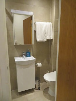 Glendale Hyde Park Hotel