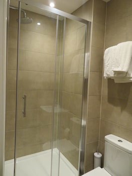 Glendale Hyde Park Hotel