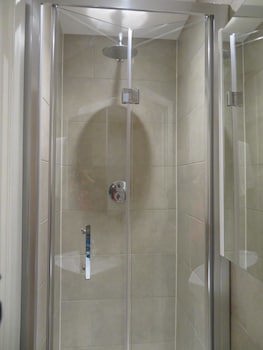 Glendale Hyde Park Hotel