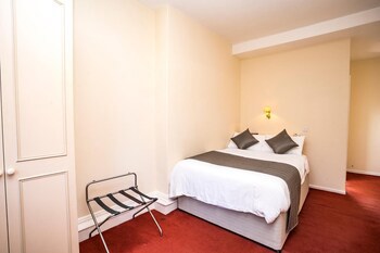 Borough Arms Hotel