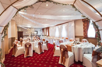 Borough Arms Hotel