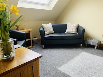 Lakeview Guest House