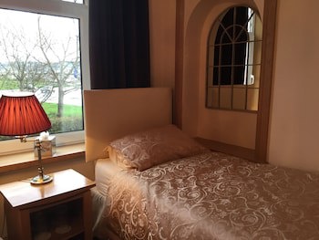 Lakeview Guest House