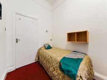 Boston Court Hotel (Adults Only)