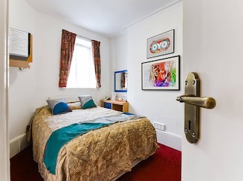 Boston Court Hotel (Adults Only)