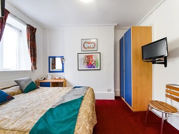 Boston Court Hotel (Adults Only)