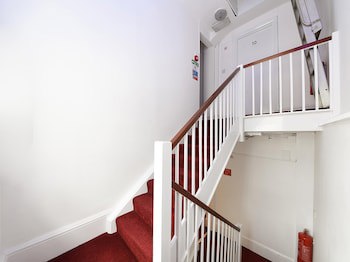 Boston Court Hotel (Adults Only)