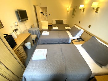 Brompton Hotel