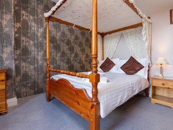 Elim House - Adults Only