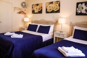 Blades Hotel