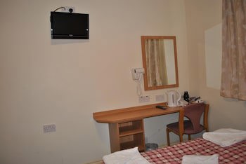 Carlton Hotel