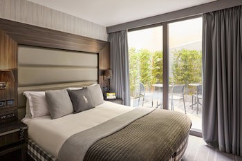 Eccleston Square Hotel