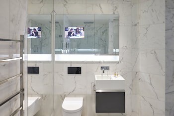 Eccleston Square Hotel