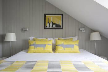 Georgian House Hotel