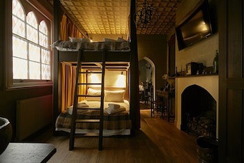 Georgian House Hotel