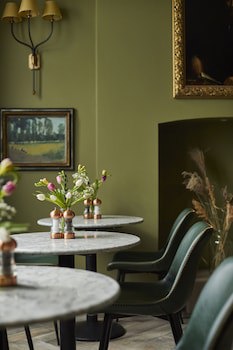 Georgian House Hotel