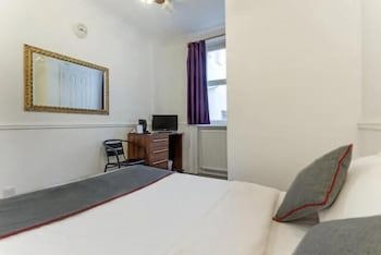 Enrico Hotel