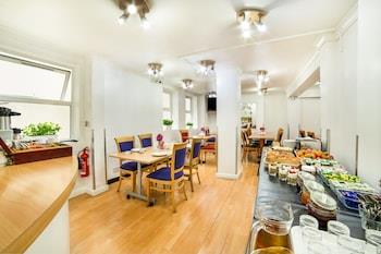 Oyo Townhouse New England, London Victoria