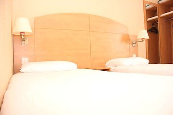 Campanile Milton Keynes - Fenny Stratford (Adults Only)