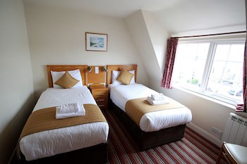 Belmore Court & Motel