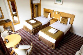 Belmore Court & Motel