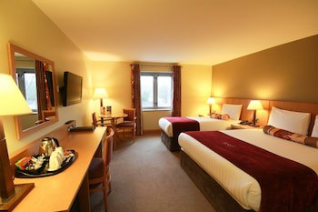 Belmore Court & Motel