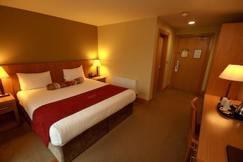 Belmore Court & Motel