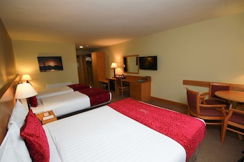 Belmore Court & Motel