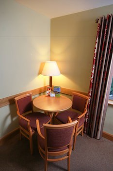 Belmore Court & Motel