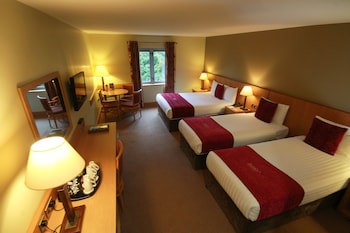 Belmore Court & Motel