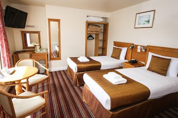 Belmore Court & Motel