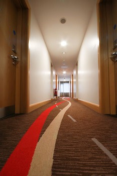 Belmore Court & Motel