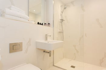 Dunalastair Hotel Suites