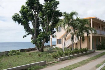 Bird Rock Beach Hotel