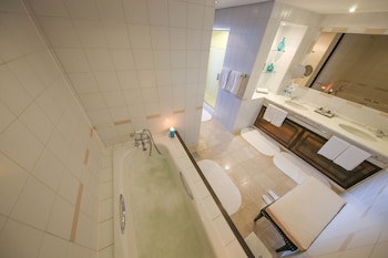 Dar Es Salaam Serena Hotel