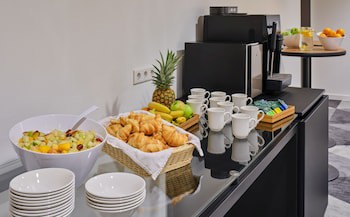 Holiday Inn Express Frankfurt Airport by IHG galeri fotoğrafı
