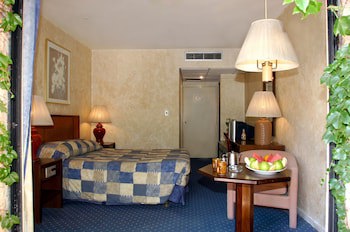 Petra Palace Hotel