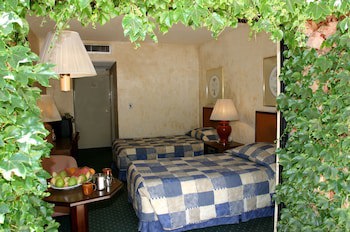 Petra Palace Hotel