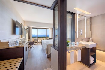 Four Seasons Hotel