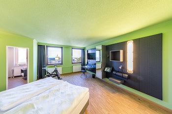 mk | hotel remscheid fotoğrafı