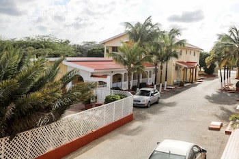 Coconut Inn