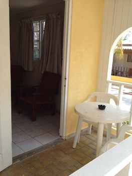 Coconut Inn