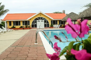 Coconut Inn