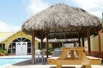 Coconut Inn